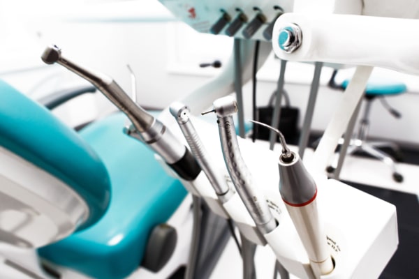 Dental Implants in Bayswater | You Can Have a Toothy Smile